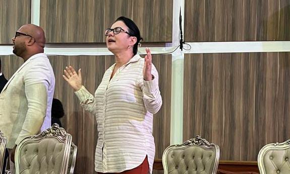 1000097787 Maria Yvelônia -Fé Evangélica que se transforma em ação e Assistência Social