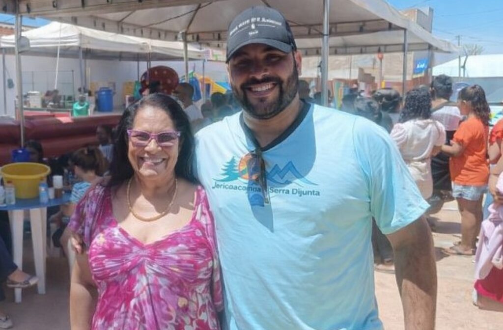 Maria-do-MOnte-e-filho-aniversario-1024x672 José Drumont comemora aniversário cercado de carinho, homenagens e orgulho da família