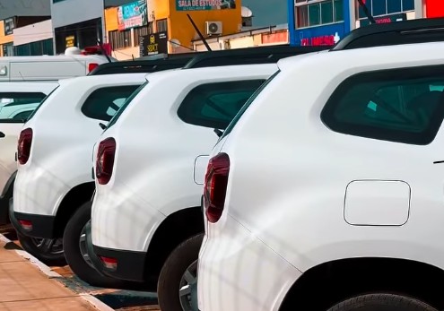 carros-ok- Educação de Valparaíso de Goiás recebe novos veículos para fortalecer a gestão e o atendimento escolar