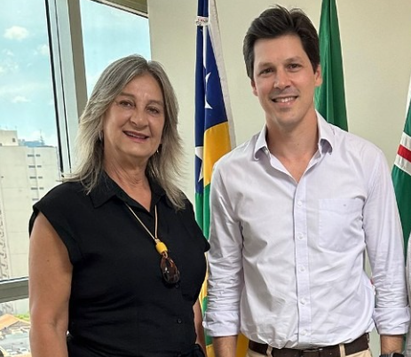 ZELI-EDANIEL- Entre apoios discretos e silêncio público, Dra. Zeli mantém defesa ativa de Caiado, Daniel e Gracinha Caiado no Entorno