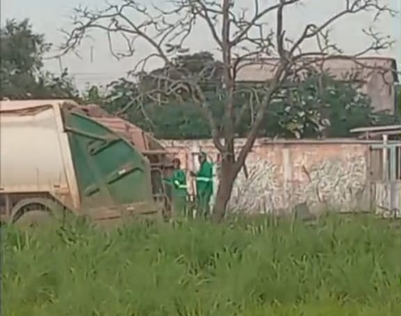 bb Após 25 anos de espera, moradores do bairro Unimorar conquistam coleta regular de lixo em Valparaíso de Goiás