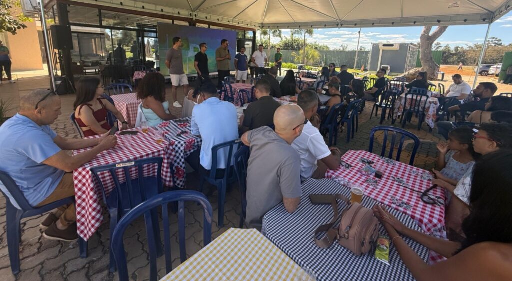grande-brasilia--1024x563 Reunião organizada por Dr. Suenilson Sá na casa do deputado Roosevelt Vilela reúne amigos e lideranças do DF e do Entorno