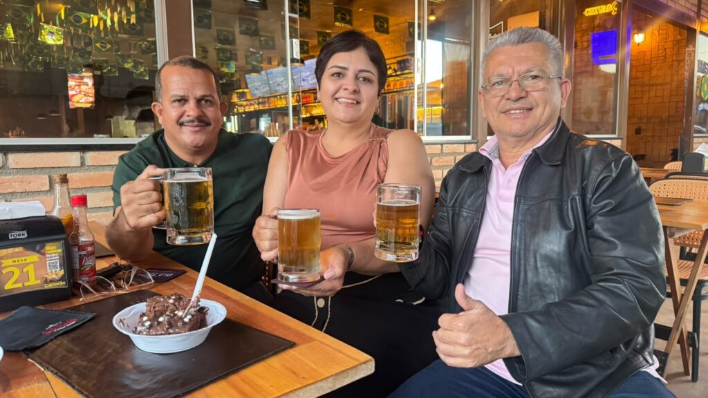 rudilene-e-chaguinha-1024x576 Aniversário de Chaguinha da Farmácia reúne amigos e familiares e reafirma sua força como uma das lideranças populares do Entorno