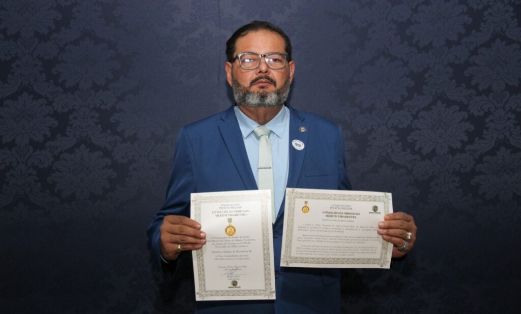 Dr.-Suenilson-Sa-dentro-1024x618 Dr. Suenilson Saulnier de Pierrelevée Sá torna-se Comendador da Ordem do Mérito Tiradentes da PM-GO