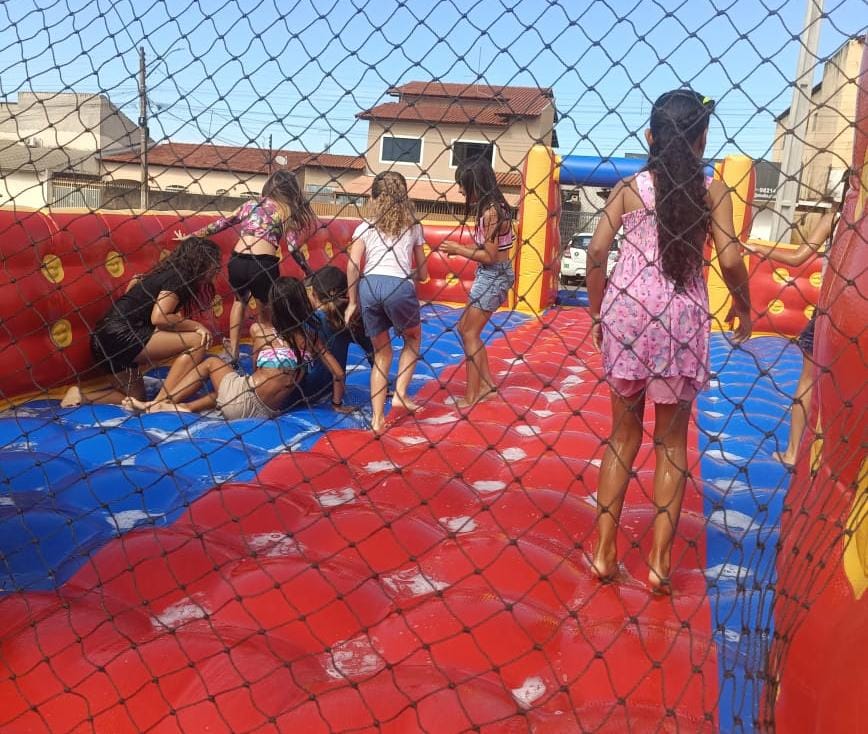 escoal-1-E-4 Semana da Criança na Escola Municipal Valparaíso I-E comemora a união entre família e educação de qualidade