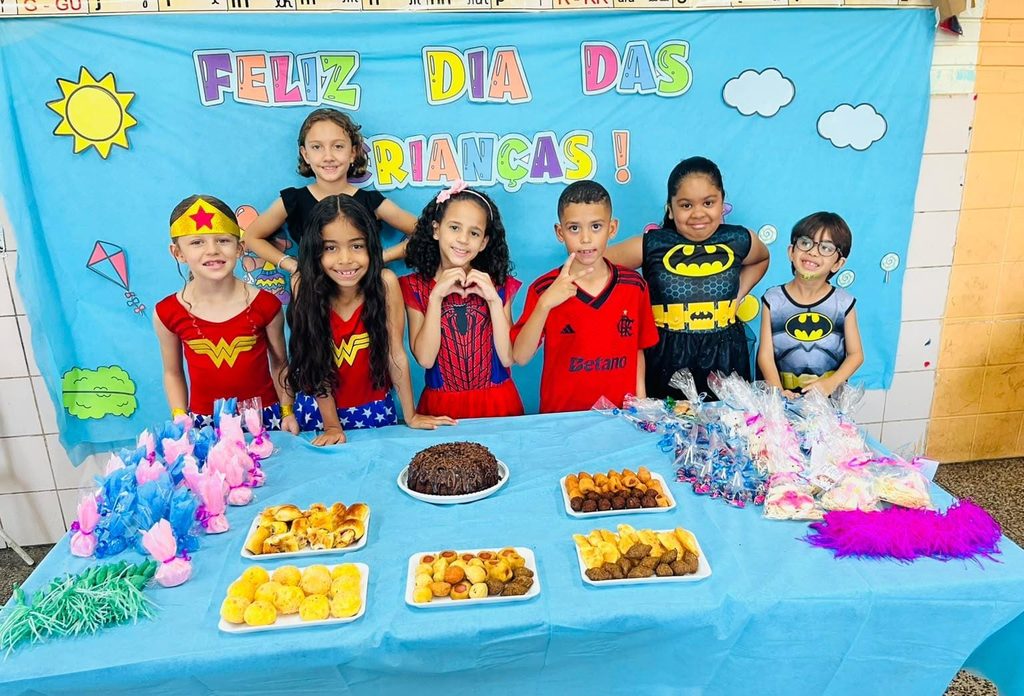 escola-1-E-2-1024x696 Semana da Criança na Escola Municipal Valparaíso I-E comemora a união entre família e educação de qualidade